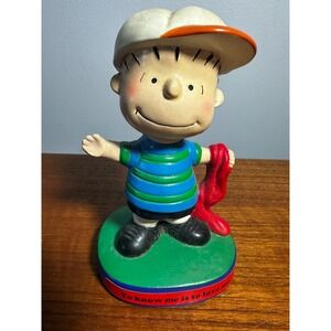 Vintage 1972 Peanuts Linus Figurine Determined Productions 5 Inch
